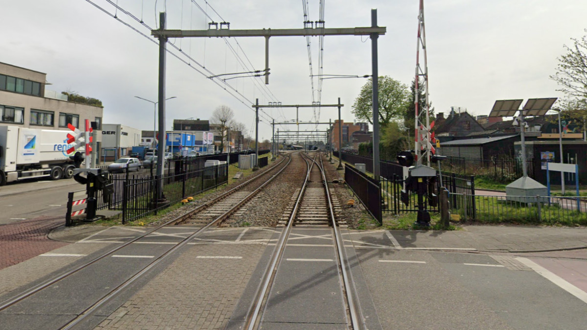 Spoor bij station Hilversum Google Streetview