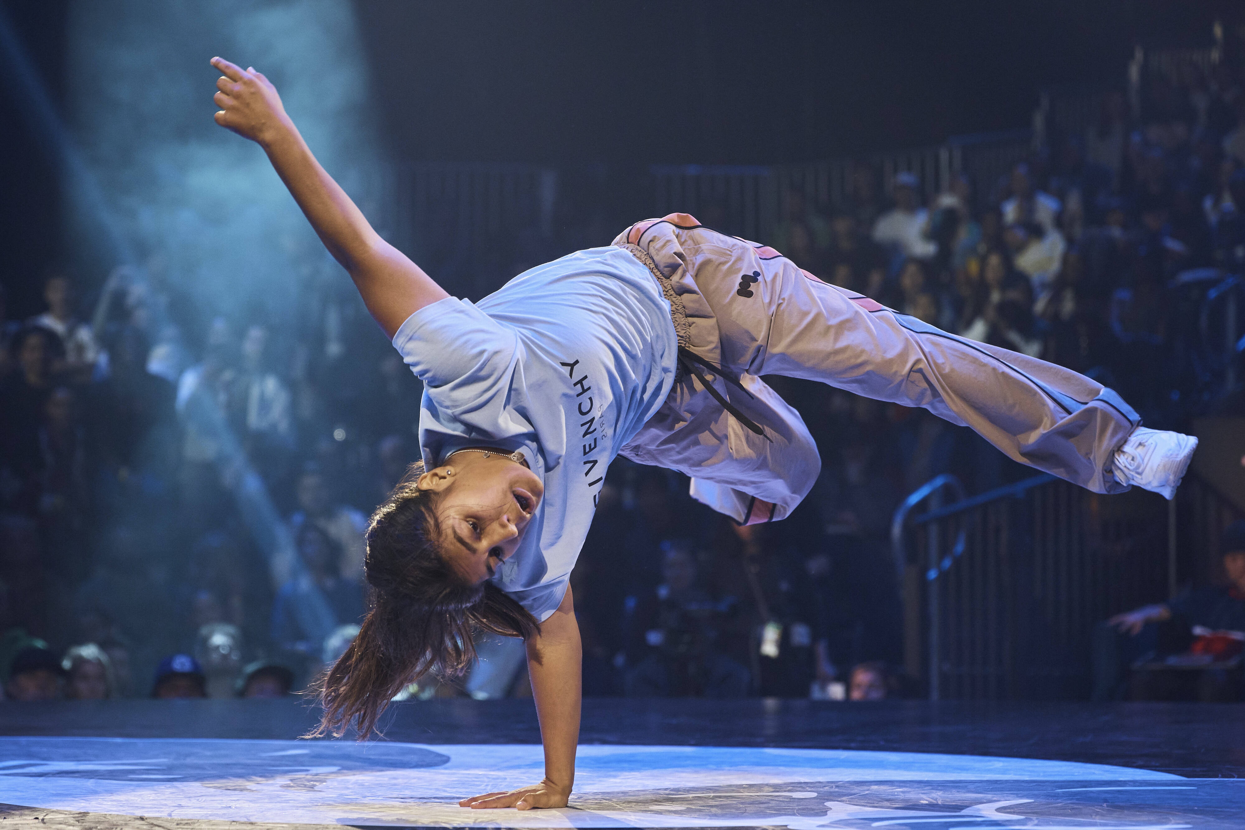 Breakdancer India Sardjoe (17) Pakt Goud En Mag Naar Olympische Spelen ...