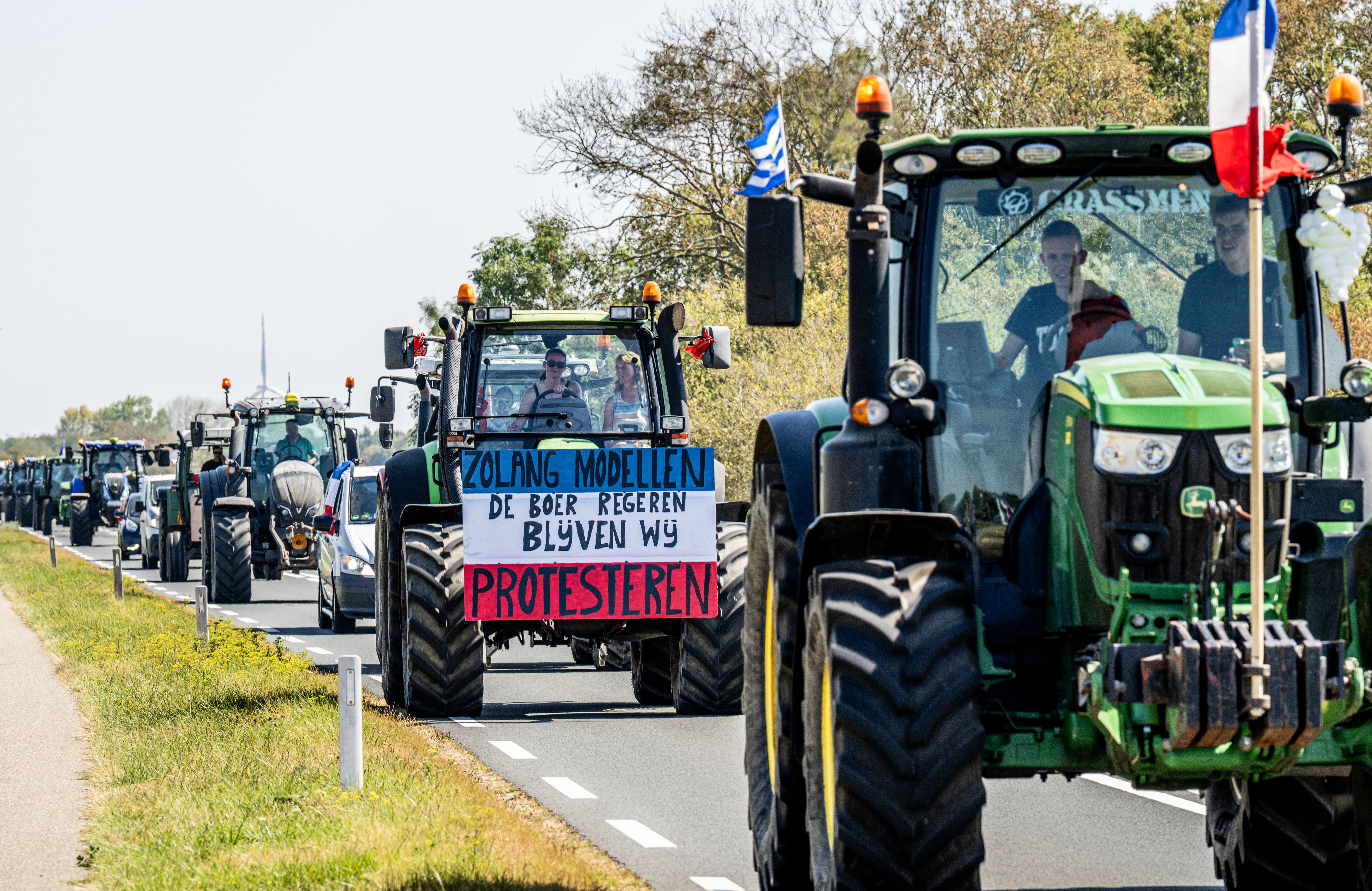 Dutch Farmers Plan Nationwide Protests Over Nitrogen Policies Ahead of Prinsjesdag - News Directory 3