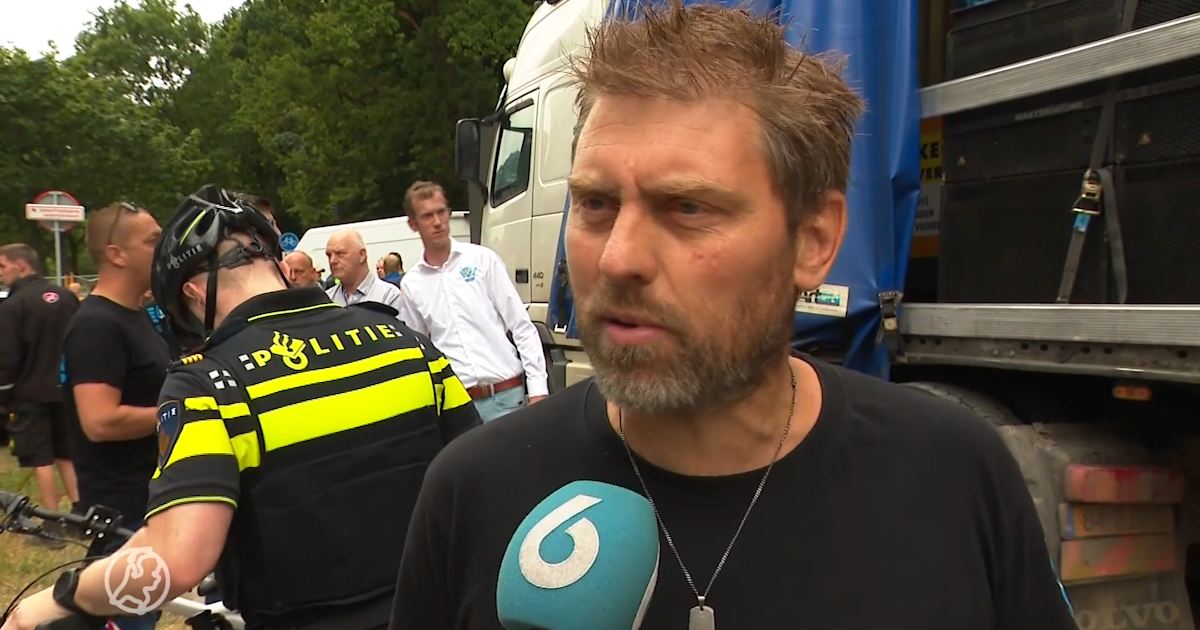 FDFvoorman Van den Oever ontkent lekken CDAtelefoonnummers 'Maar het is een goede zaak FDFvoorman Van den Oever ontkent lekken CDAtelefoonnummers 'Maar het is een goede zaak