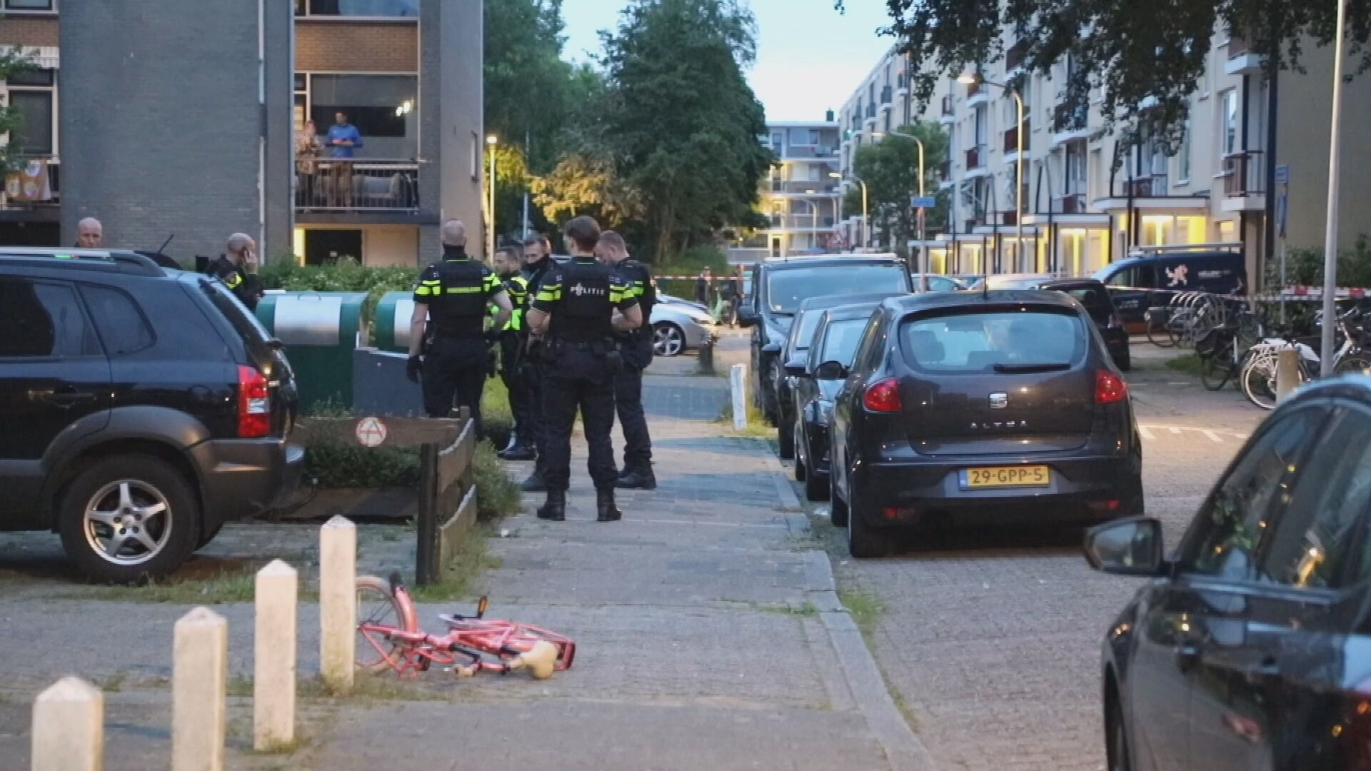 Zwaargewonde Man Gevonden Op Straat In Katwijk, Politie Zoekt Getuigen ...