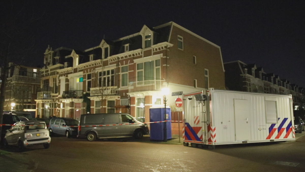 District 8 Politie vindt dode man (69) in woning Den Haag na melding steekpartij