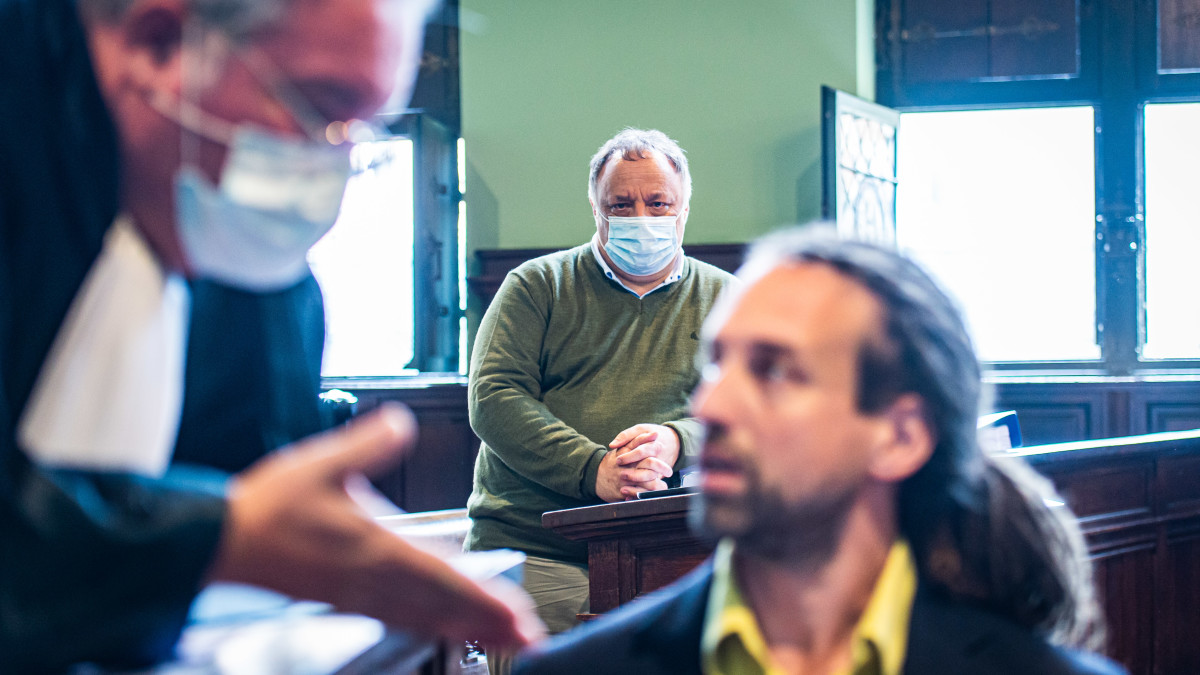 Viroloog Van Ranst doneert geld Willem Engel aan vaccinatieprogramma - ANP