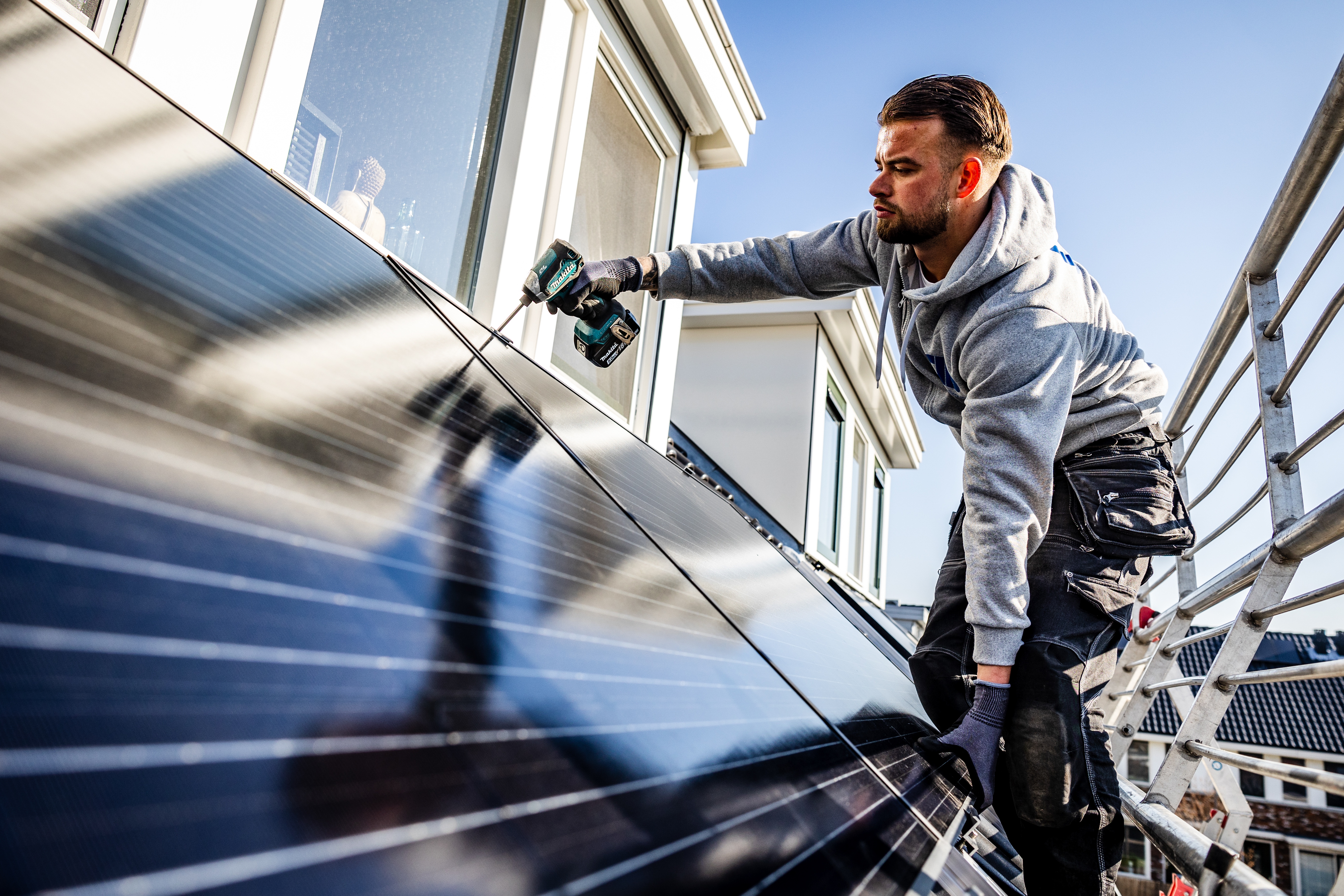 Kabinet Wil Af Van Btw Op Zonnepanelen | Hart Van Nederland