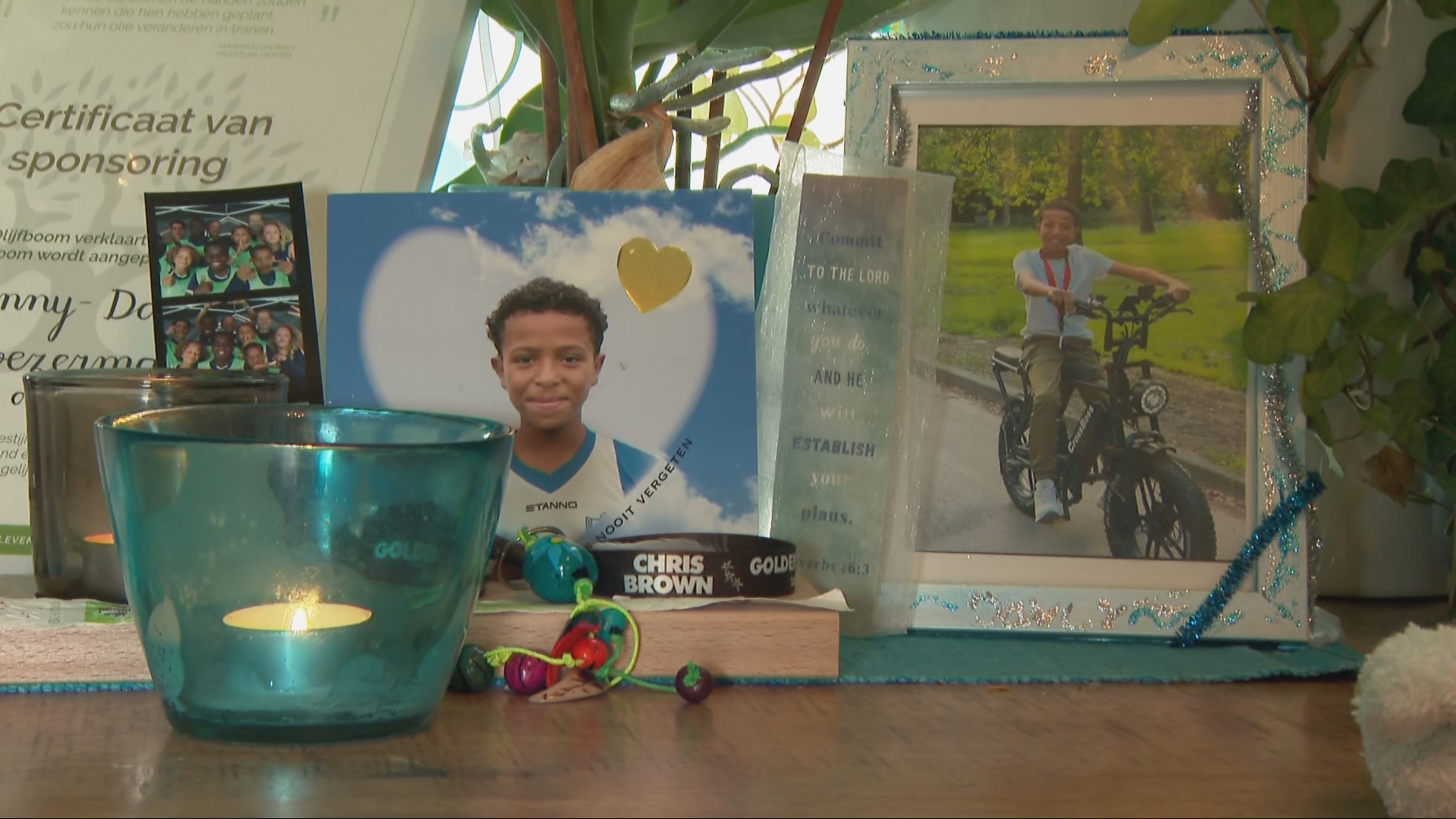 Moeder van vermoorde Gianny-Davey (12) wil herinnering aan hem levend houden  | Hart van Nederland