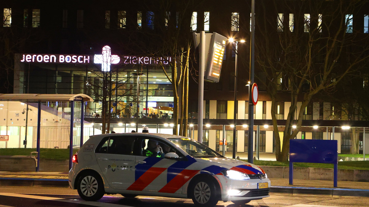 Jeroen Bosch Ziekenhuis in Den Bosch was doelwit van relschoppers.