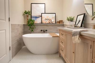 Luxuriate in Style: Transform Your Bathroom with a Free Standing Tub