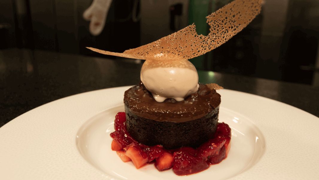 article_dessert-day-with-mcec-executive-pastry-chef_thumbnail