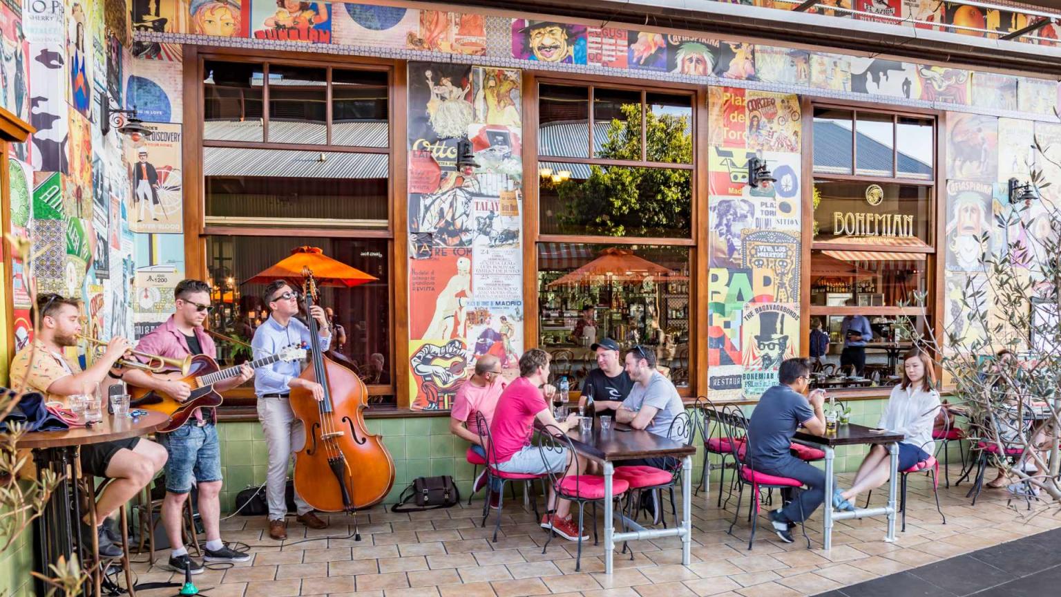 Melbourne Event Destination: Food, art and music scene on Melbourne streets.