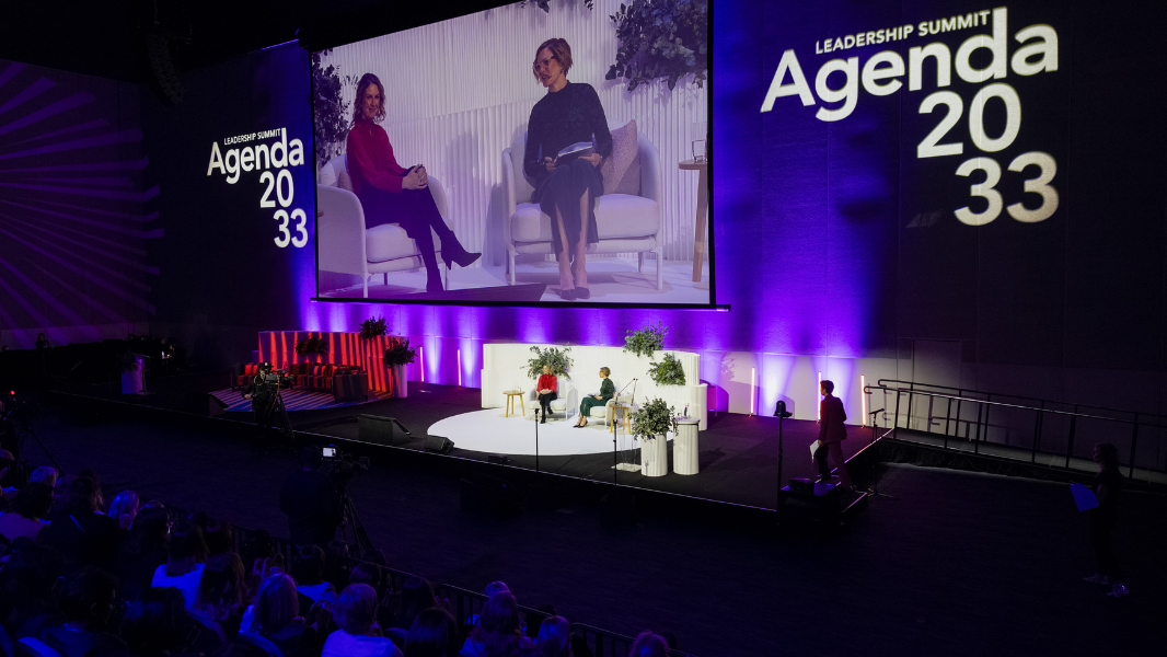 article_all-female-tech-team-powers-womens-leadership-conference-at-mcec_thumbnail