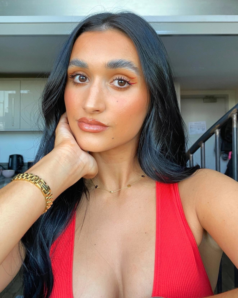 Rowena Necklace - Shop the Look