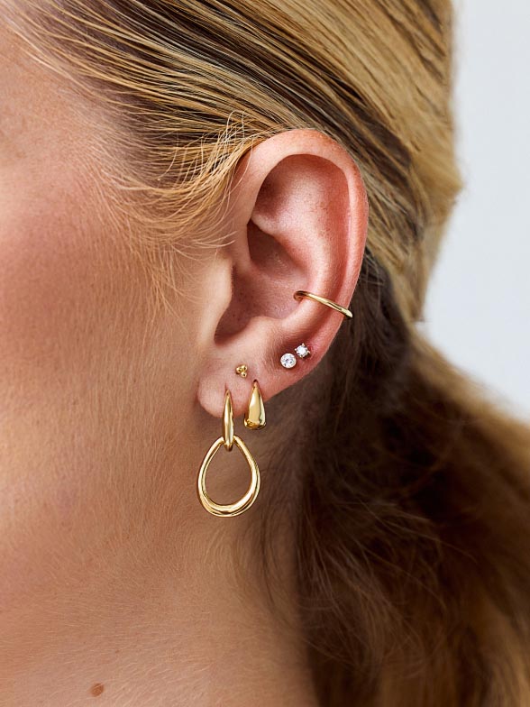 ana luisa アナルイサ ピアス 14K INVISIBLE SET STUDS MEDIUM Gold Stud Earrings - Invisible Set Studs Medium | Ana Luisa