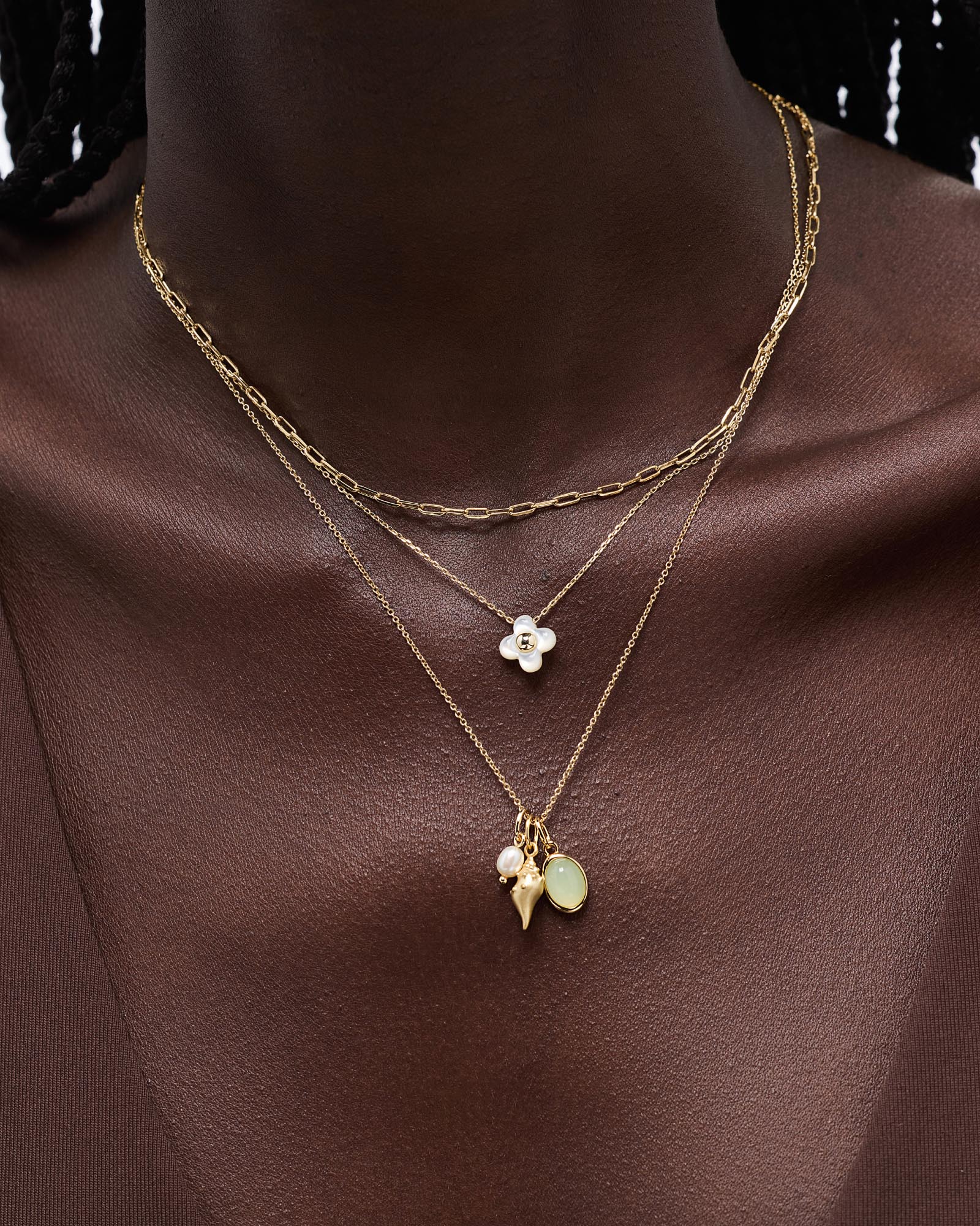 Liora Pendant Mini Mother of Pearl - Shop the look