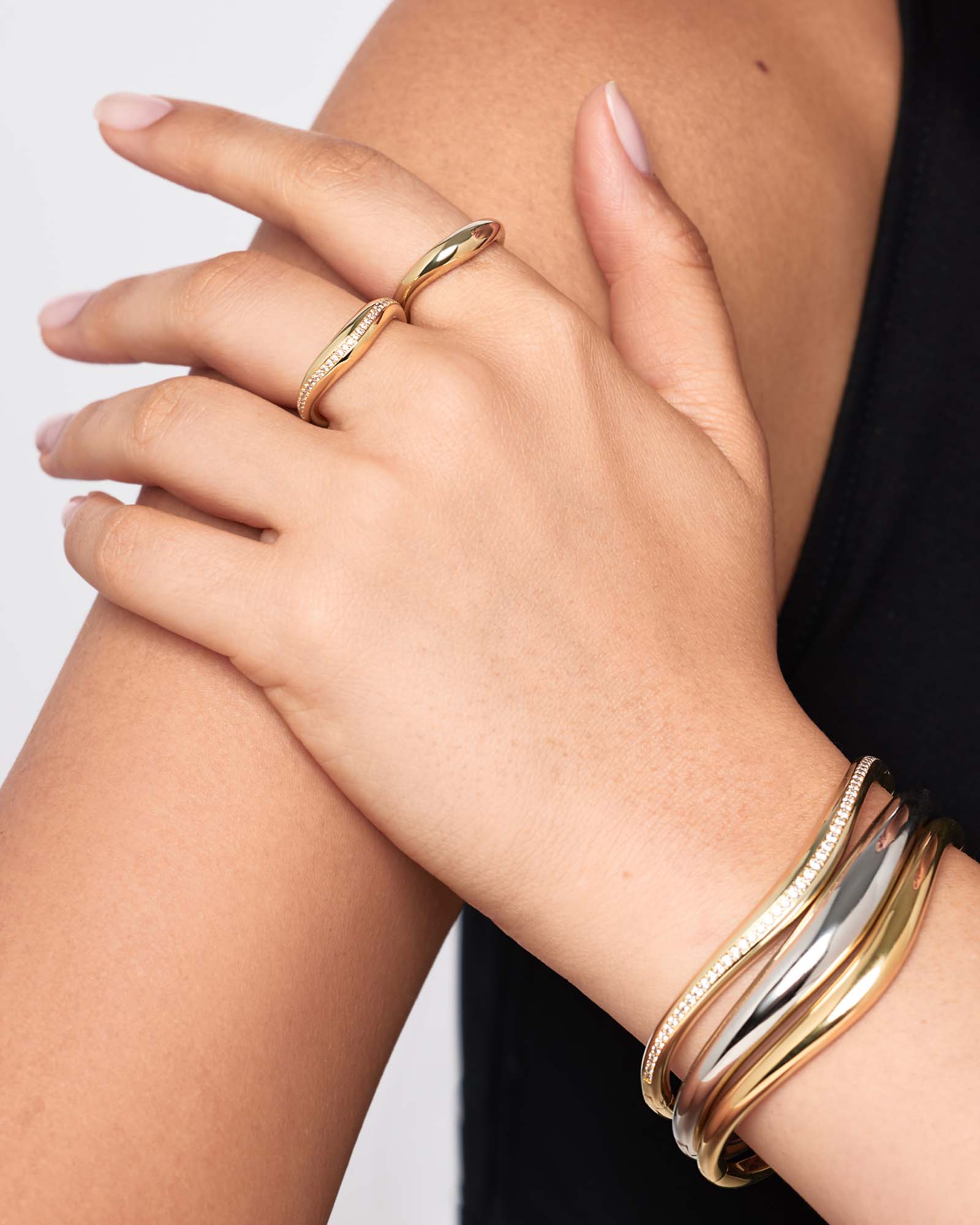 Stevie Pave - Shop the look