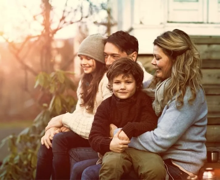 gammelt bilde fra en familie