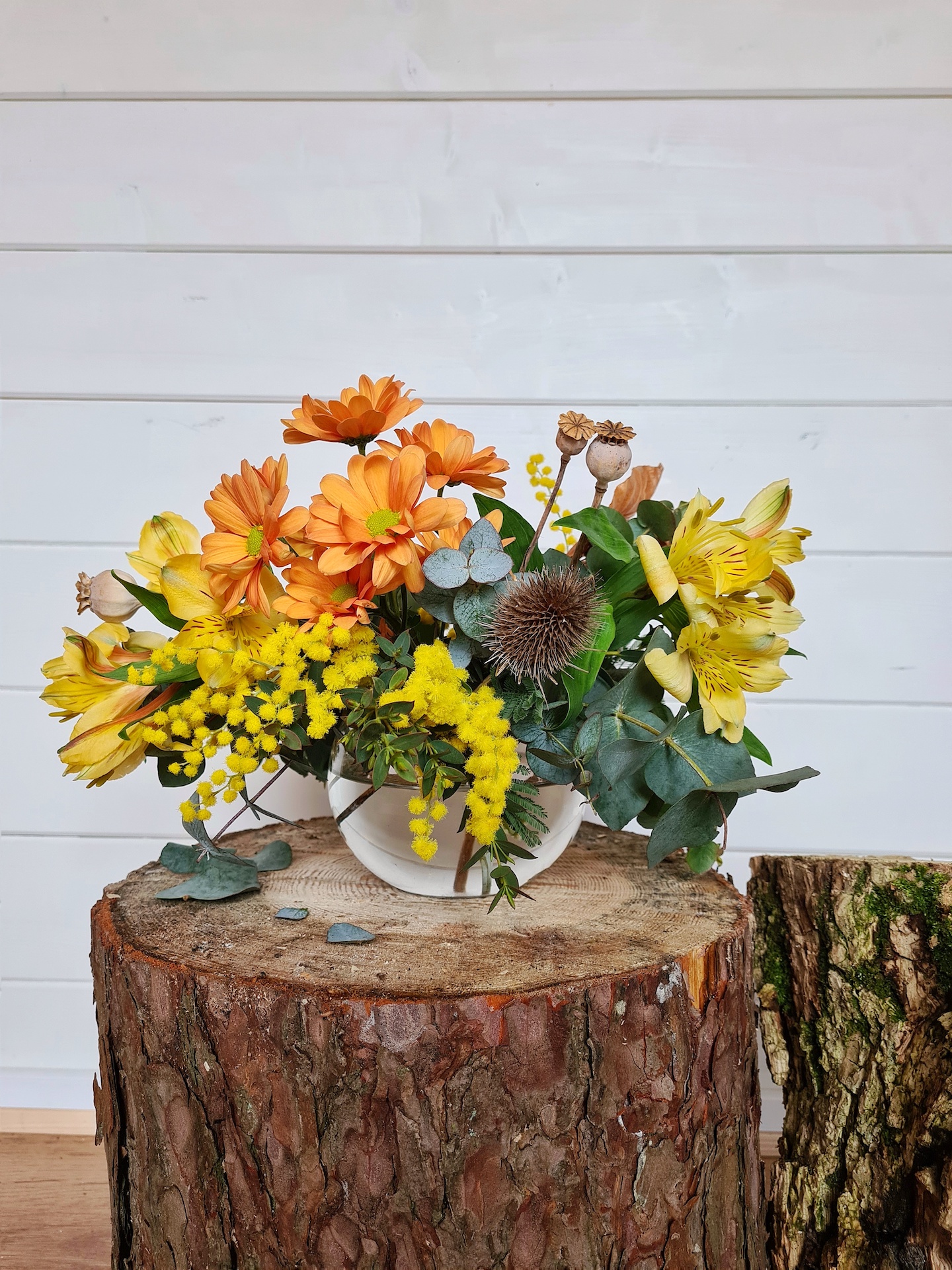 Vase Arrangements · HeartBee Flowers · Winchester