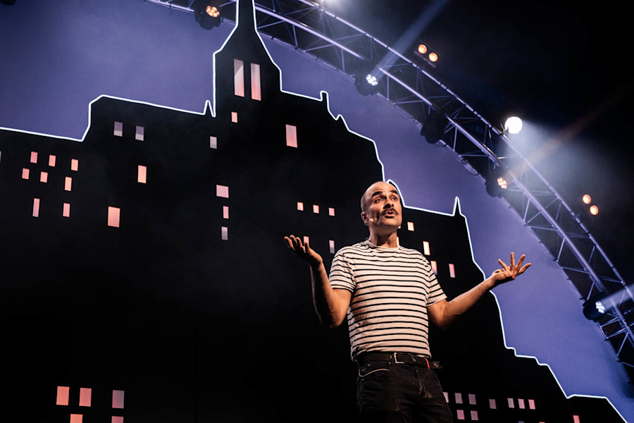 Stand Up Monsieur Moustache