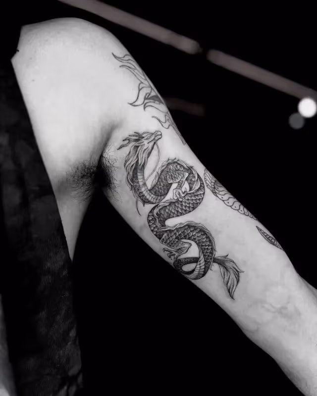 ドラゴンのタトゥー