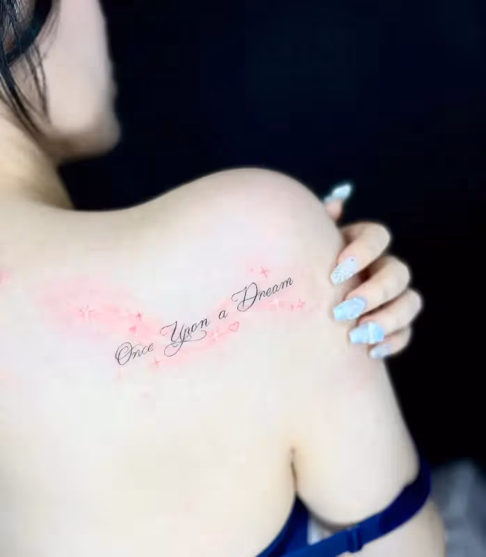 レタリングタトゥー