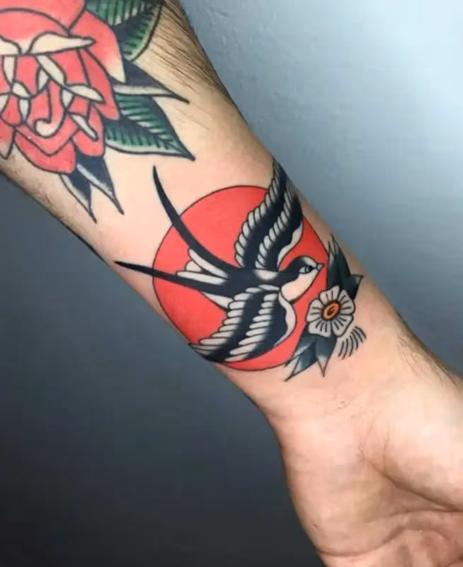 アメトラのツバメタトゥー