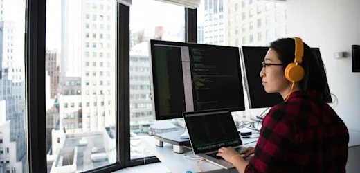 How to become an IT specialist in Australia