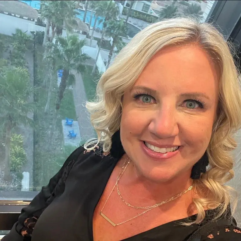 Ambassador Headshot Tammy Bednar