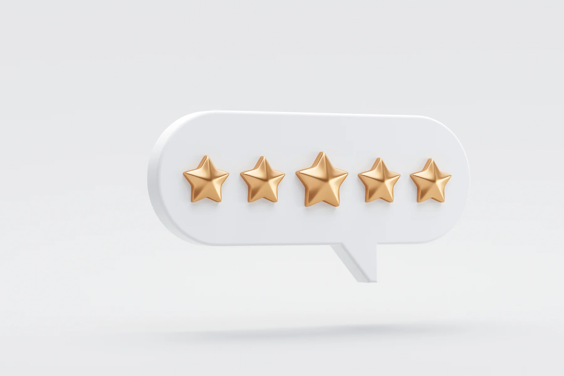 Symbolbild für eine positive Online-Bewertung. Eine weiße Sprechblase enthält fünf goldene 3D-Sterne auf einem schlichten, hellgrauen Hintergrund. Die fünf Sterne stehen für die höchste mögliche Bewertung.
