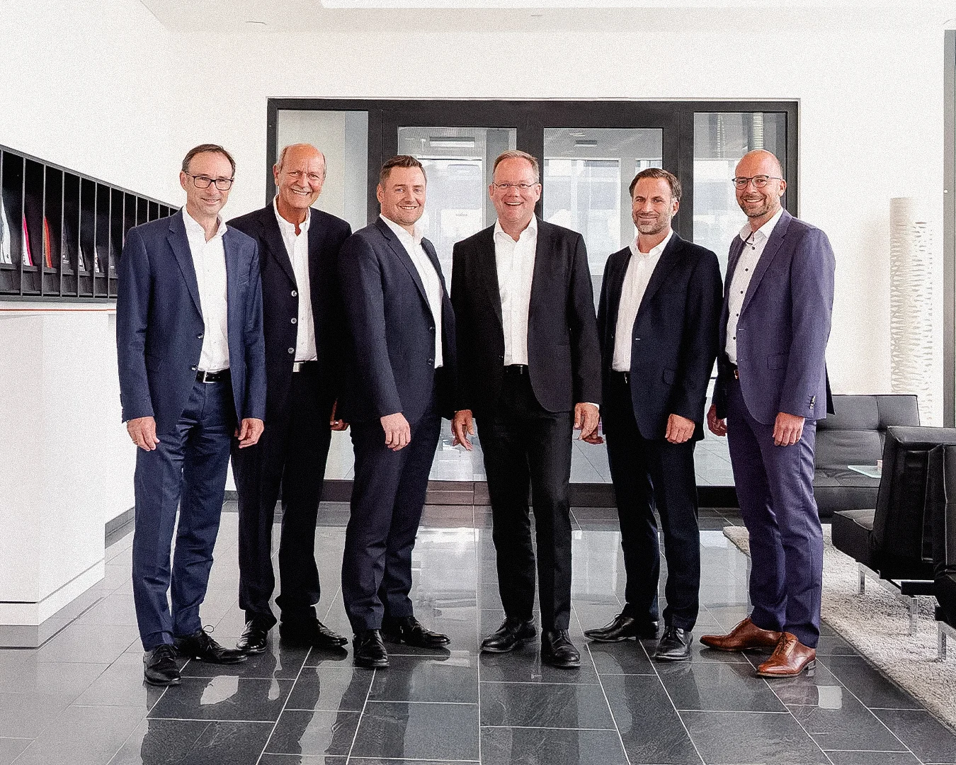 avemo-geschaeftsfuehrung-gruppenbild AVEMO Geschäftsführer von links nach rechts: Christian Just, Norbert Sorg, Niels Marnet, Frank Göthling, Frank Müller und Marcus Müller