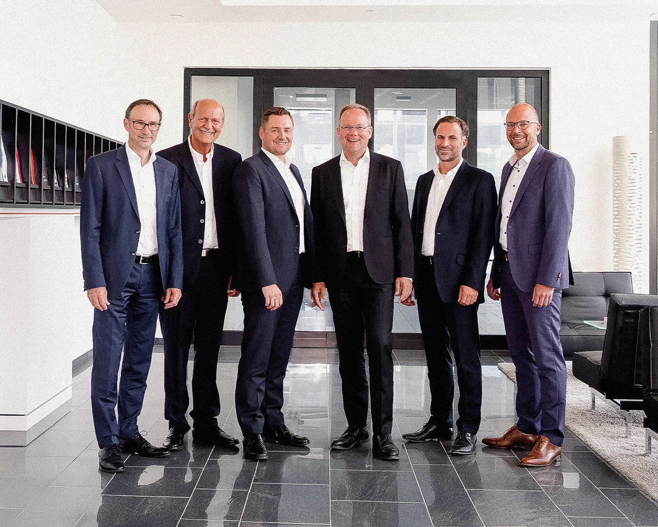avemo-geschaeftsfuehrung-gruppenbild AVEMO Geschäftsführer von links nach rechts: Christian Just, Norbert Sorg, Niels Marnet, Frank Göthling, Frank Müller und Marcus Müller