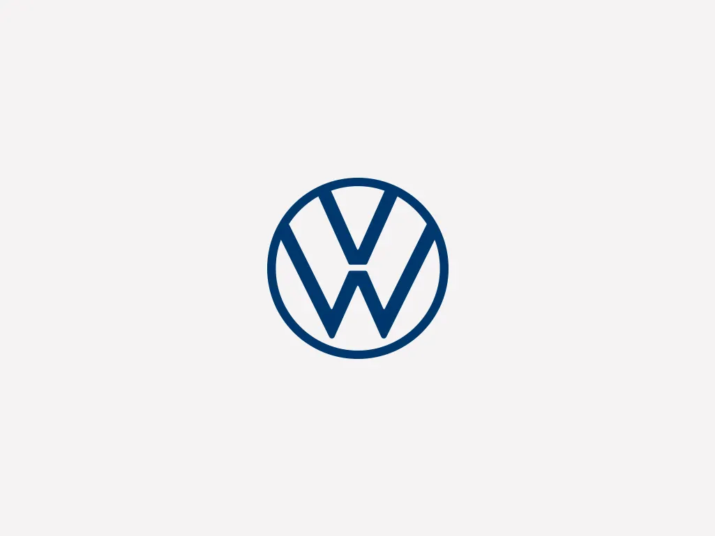 Volkswagen Marke Ein Logo einer Fahrzeugmarke auf hellgrauem Hintergrund.