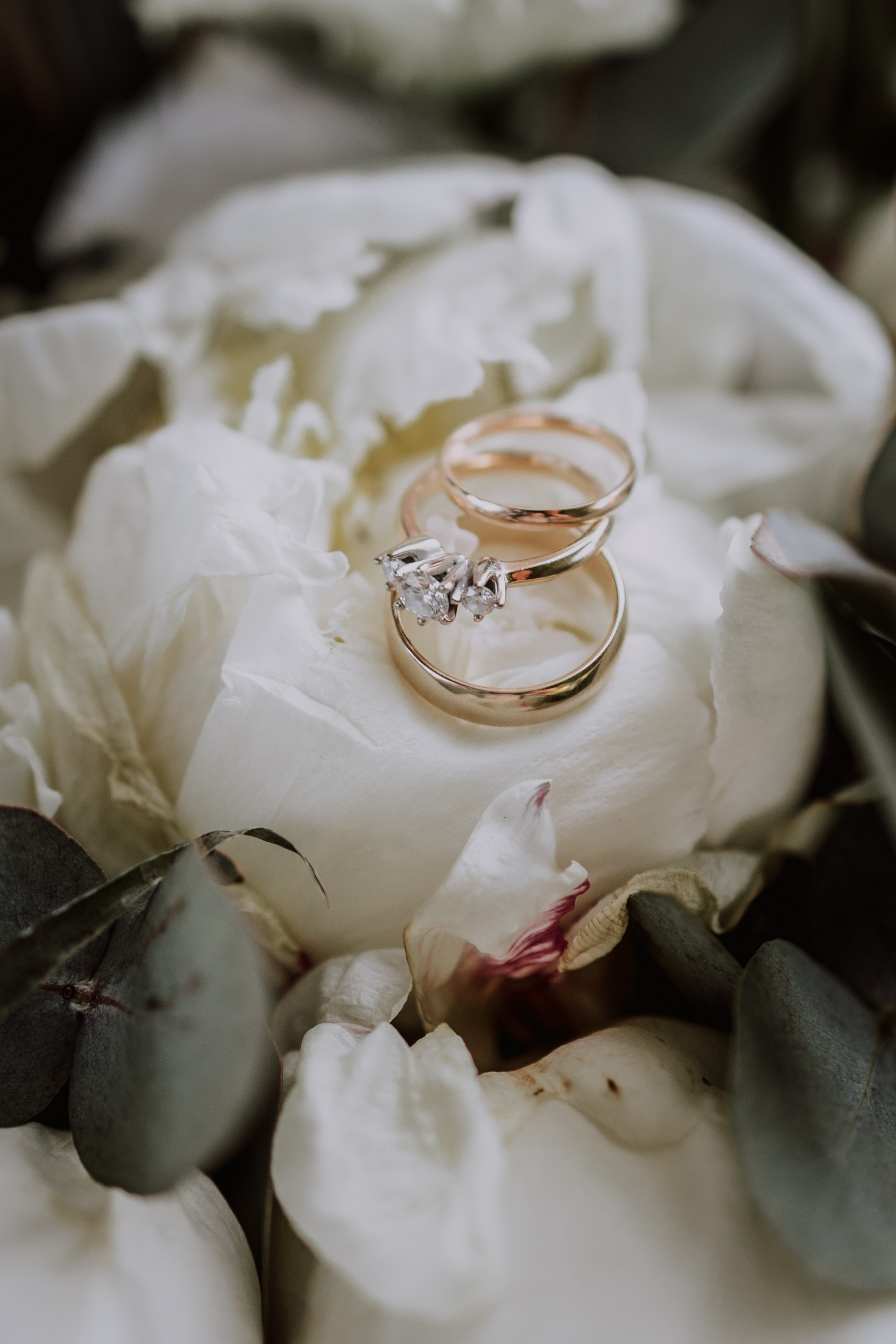 hääsormus timantilla häät helsinki