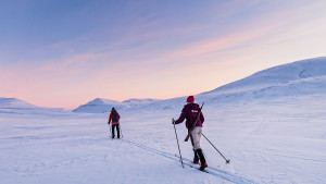 Cabin Juvacabin Arctic winter expedition friends skiing Agurtxane Concellon Hurtigruten Svalbard 1920x1080