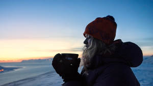 Light-winter_Snowcat_Sunset_Panoramic-view_Agurtxane-Concellon_coffe-break