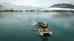 Wildife Glacier Cruise - Photo Thomas Griesbeck 1920x1080