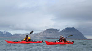 Kayak Expedition Isfjorden Svalbard Johanna-Davidsson Landscape-1920x1080 03