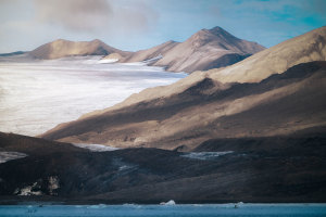 Borebukta_HurtigrutenSvalbard_Photo_Stephen_Gollan