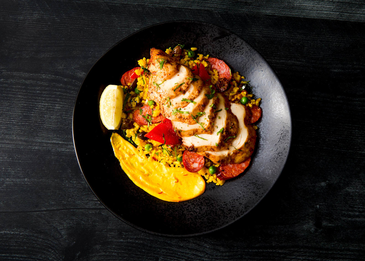 Descriptive visual related to content