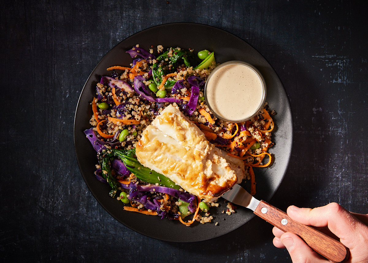 Descriptive visual related to content