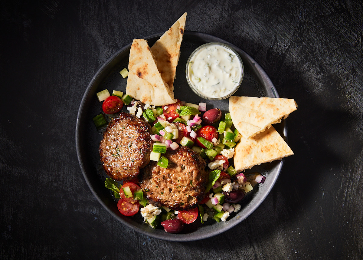 Descriptive visual related to content