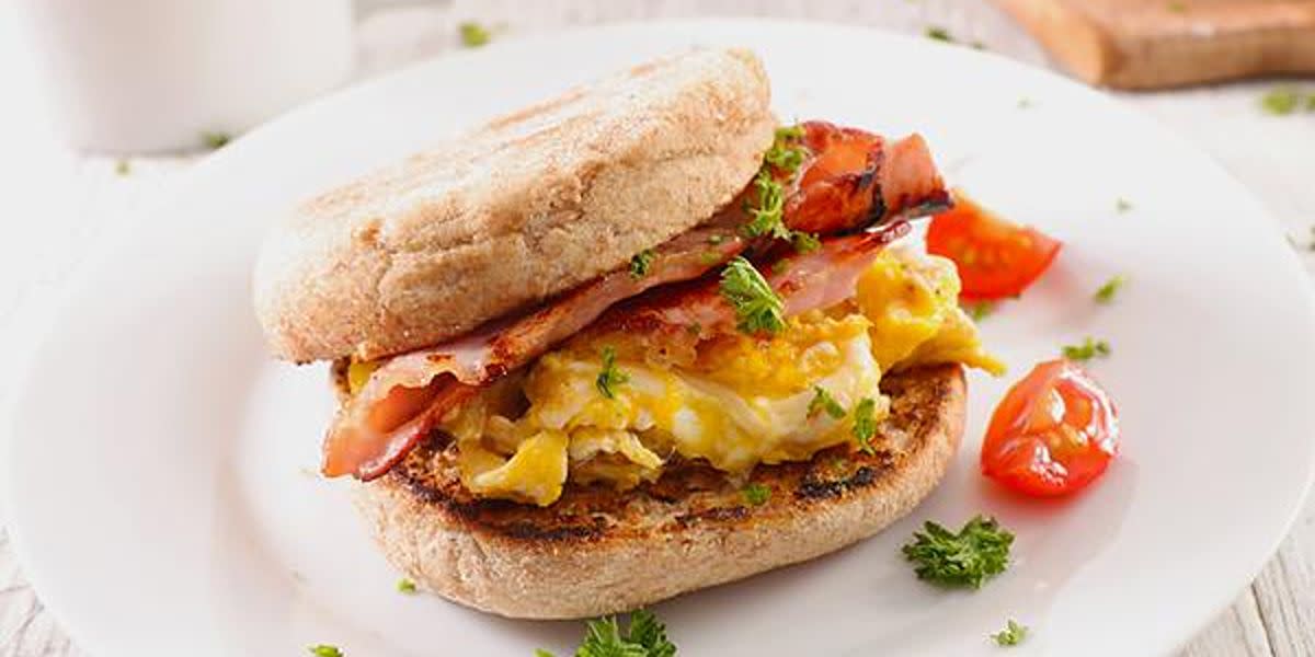High-protein breakfast sandwiches and wraps.jpg