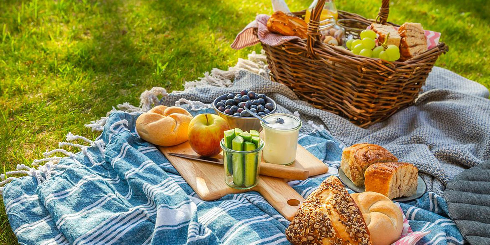 35 easy picnic food ideas for effortless outdoor dining