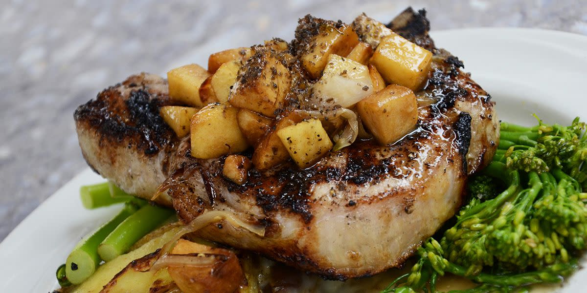 pork-chop-with-apples.jpg