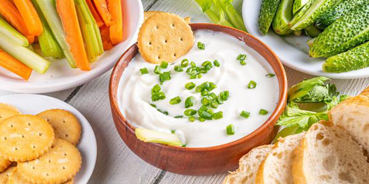 high-protein-snacks-cottage-cheese-dip.jpg
