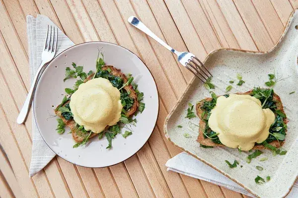 vegan-eggs-benedict-plant.jpeg