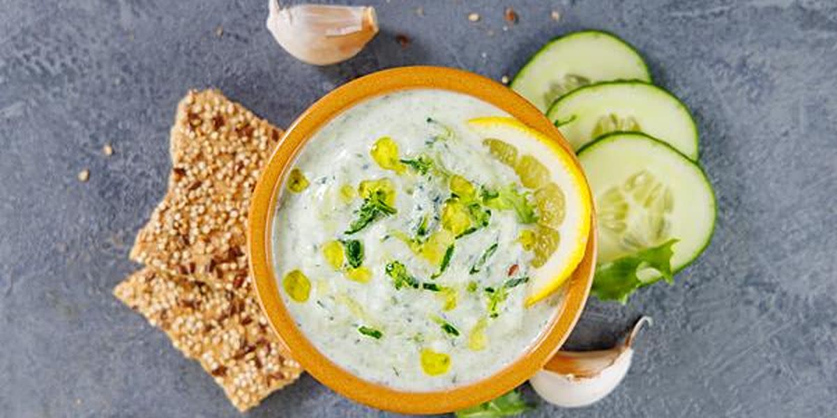 med-food-sauces-dips.jpg