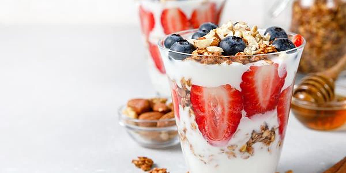 Greek yogurt protein parfaits.jpg