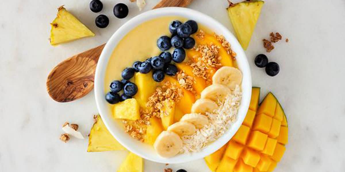 high-protein-snacks-smoothie-bowl.jpg