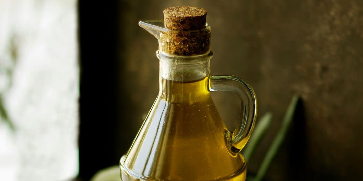 med-salads-dressing.jpeg