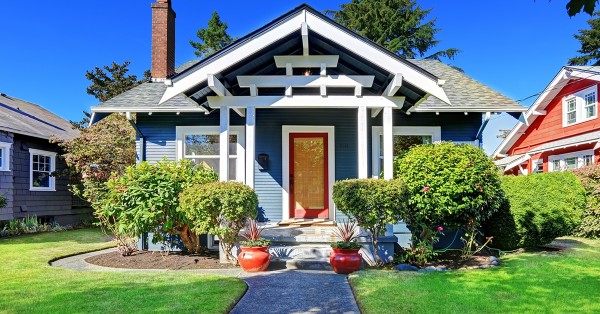 5 Simple Ideas for Curb Appeal That Sell