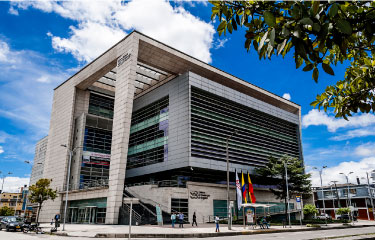 Fachada-sede-kennedy-CCB-375-x-240